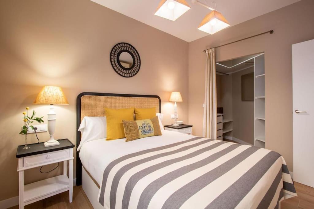 Plaza Nueva Deluxe Suite By Valcambre إشبيلية المظهر الخارجي الصورة