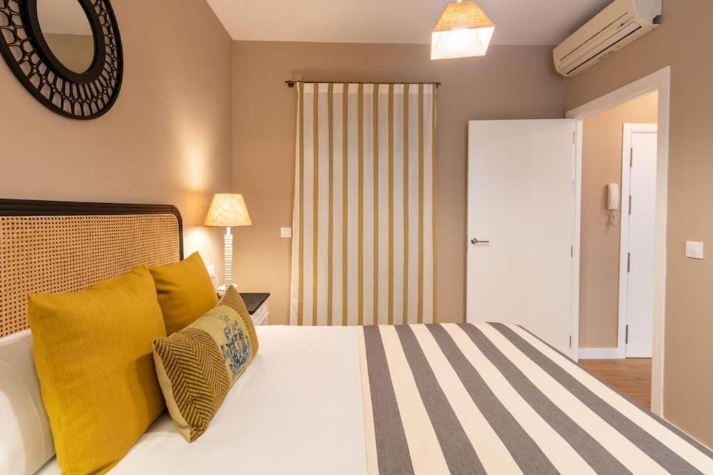 Plaza Nueva Deluxe Suite By Valcambre إشبيلية المظهر الخارجي الصورة